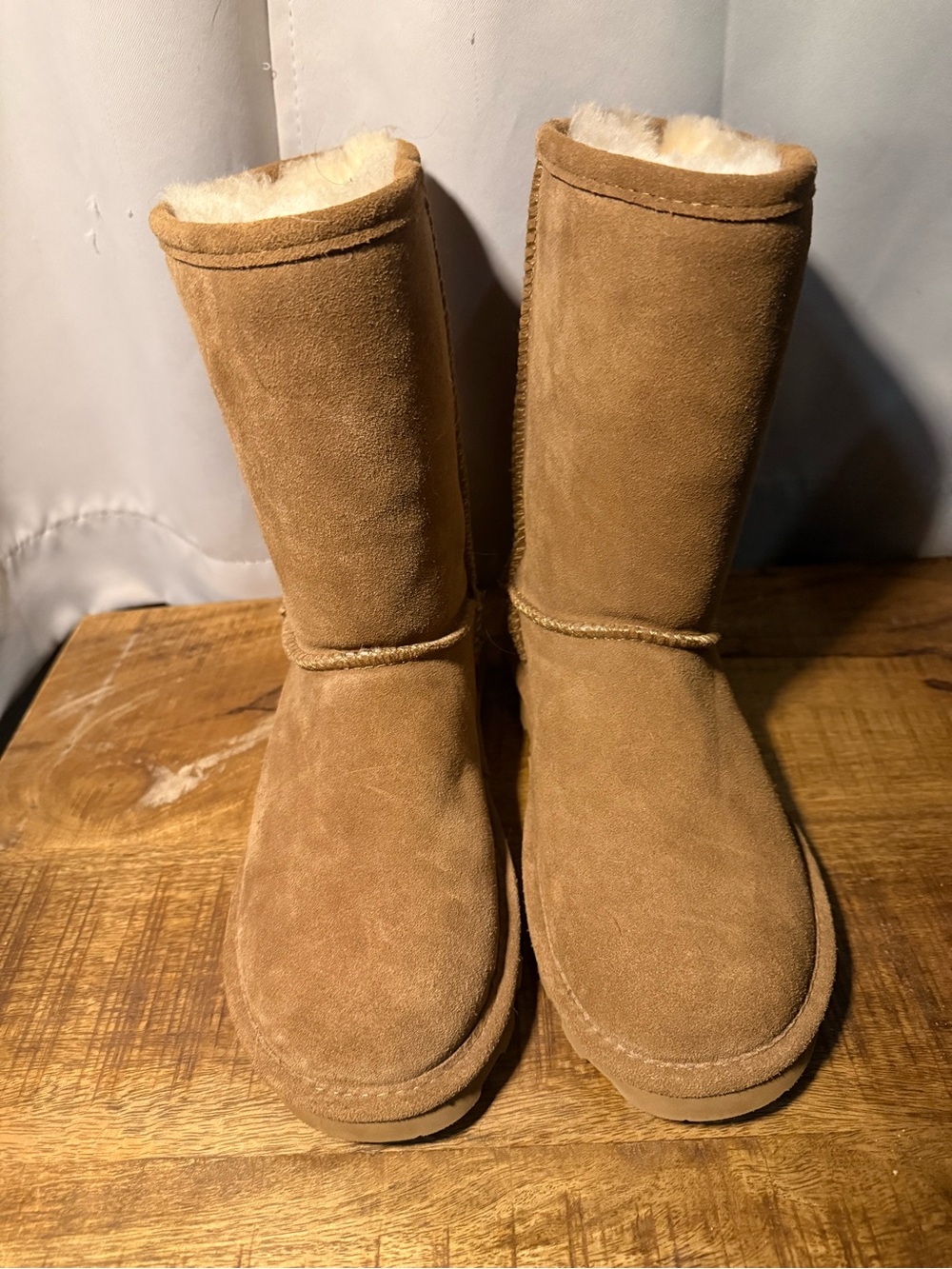BearPaw Elle Short Hickory Boots